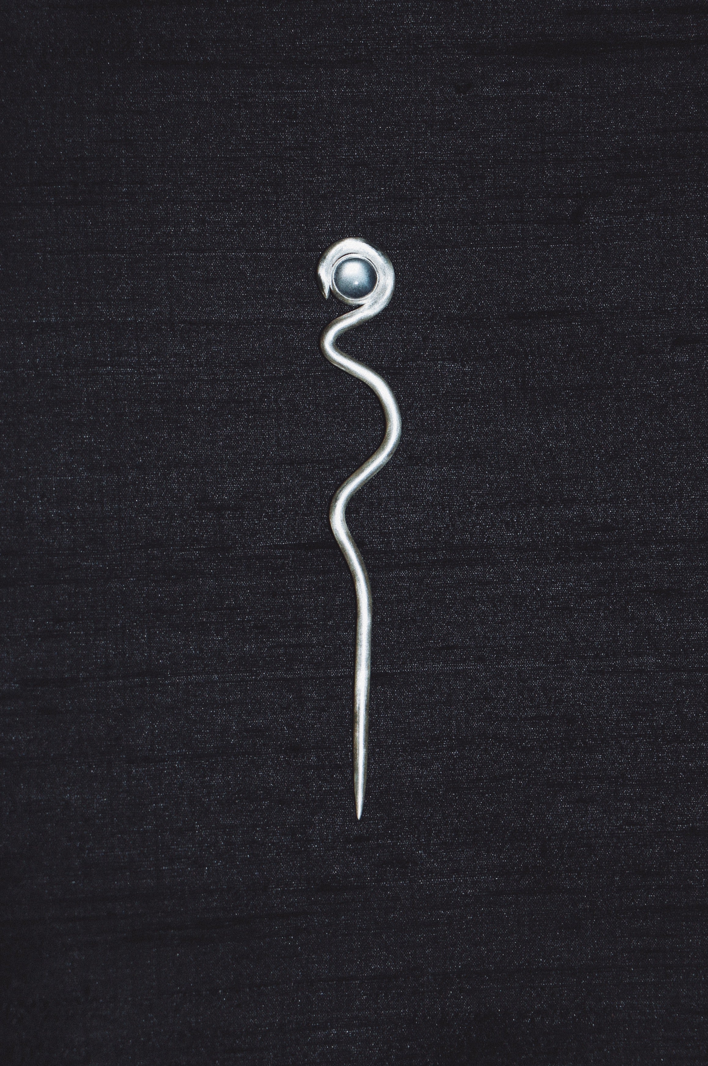 MOON Hair Pin