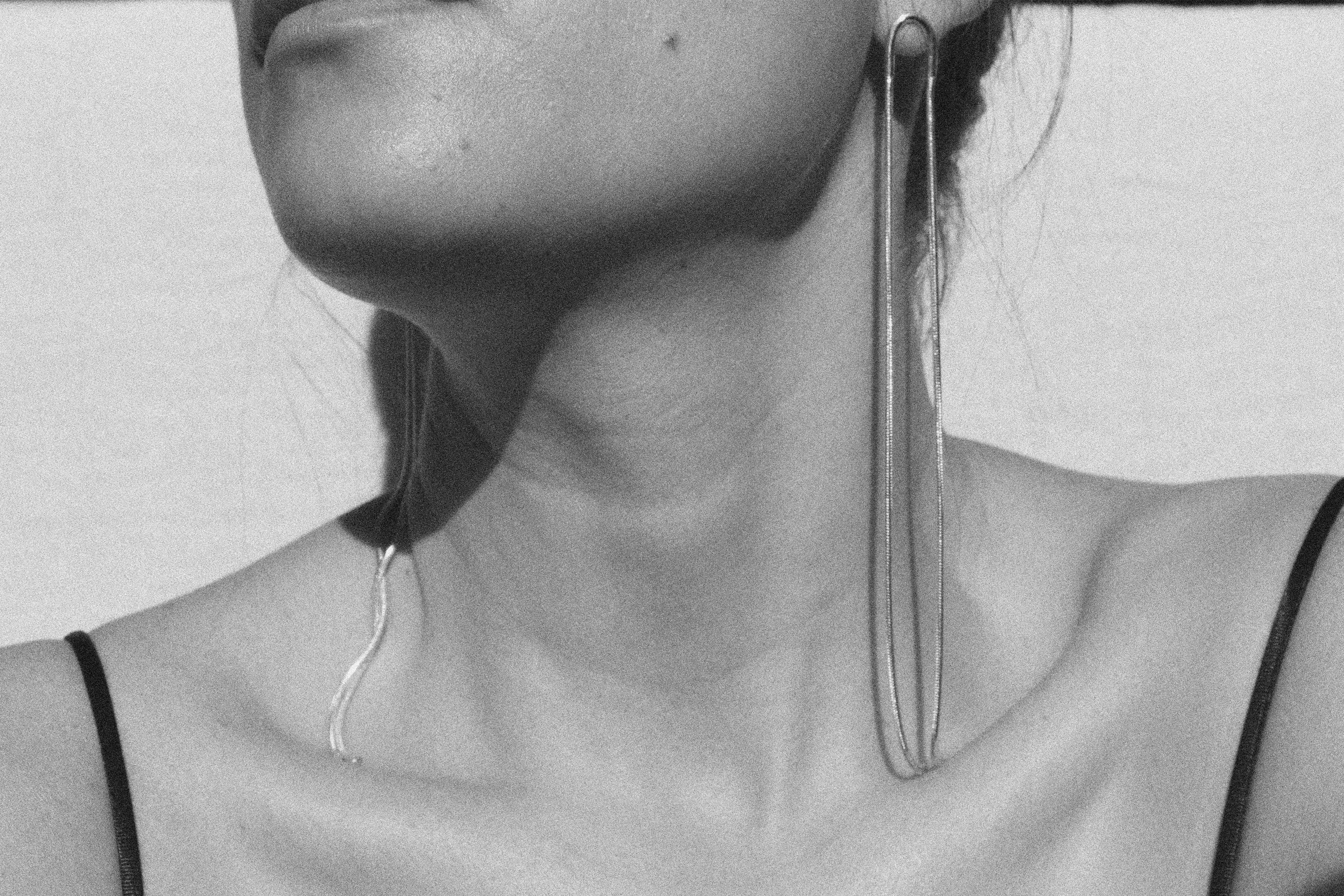 EON EARRING